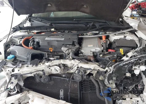 2015 Honda Accord Hybrid Touring z USA, uszkodzony, nr VIN 1HGCR6F78FA000598